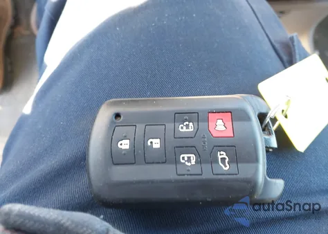 2011 Toyota Sienna Limited from USA, damaged, VIN 5TDDK3DC4BS025310